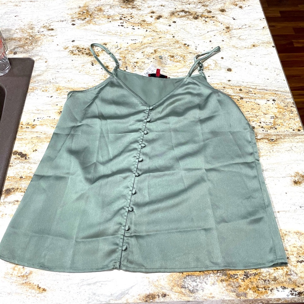 Button up tank by Buckle